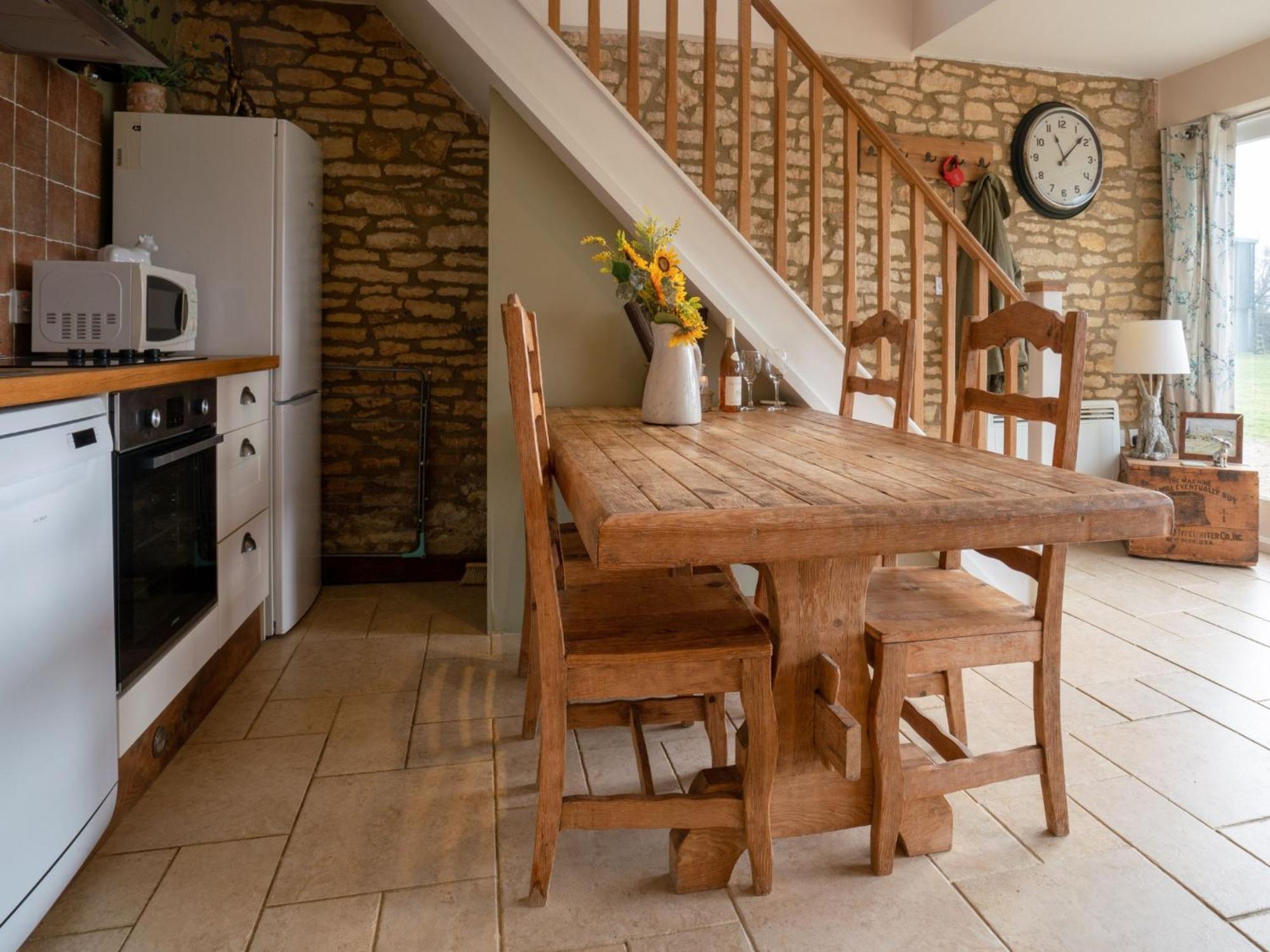 Pass The Keys Hare Cottage Wonderful Views And Parking Moreton-in-Marsh Exterior foto